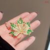 Leaf brooch
