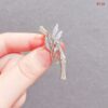 Leaf bambo brooch